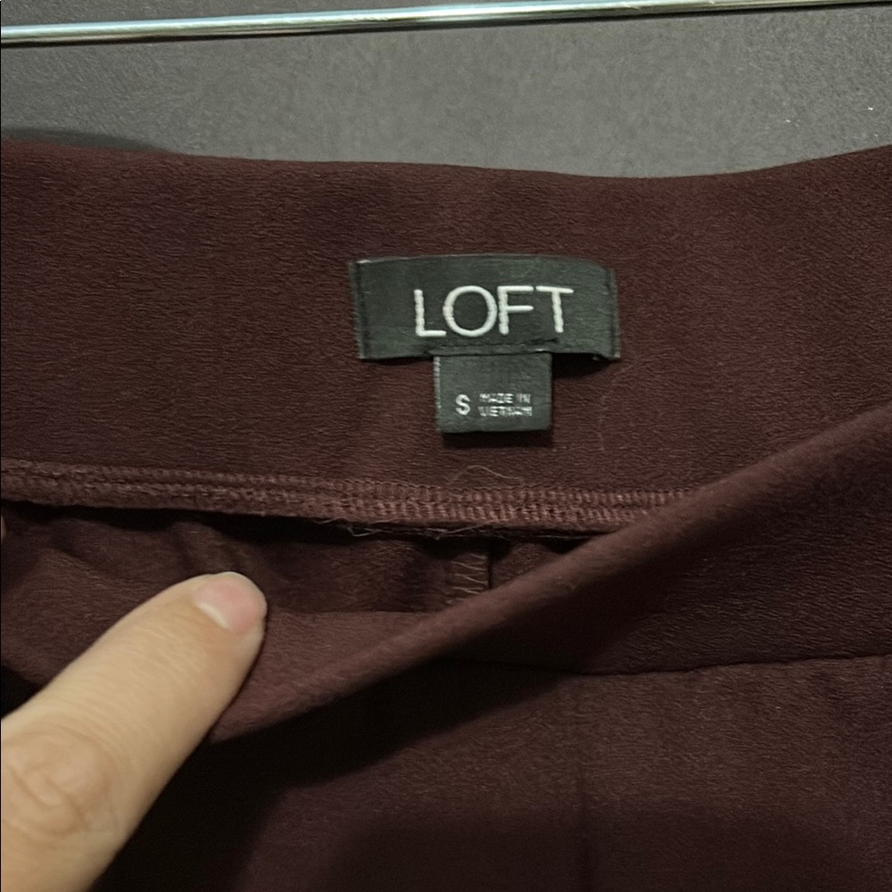 LOFT Women's Straight Leg Pants - Burgundy